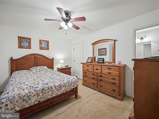 947 QUAIL RUN DRIVE DR, Waynesboro, PA 17268