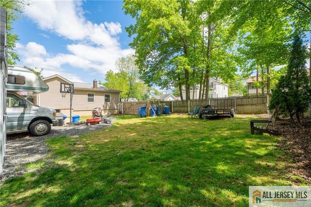 260 Greenwood Drive, Old Bridge, NJ 07735
