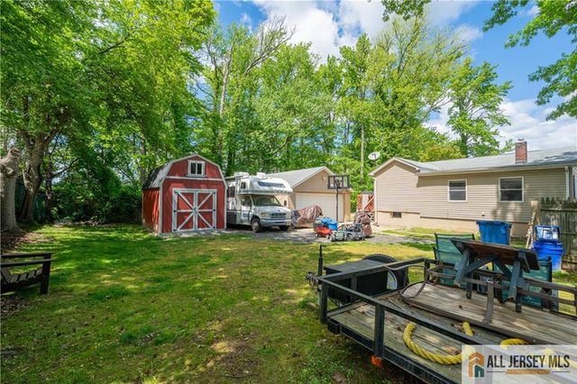 260 Greenwood Drive, Old Bridge, NJ 07735