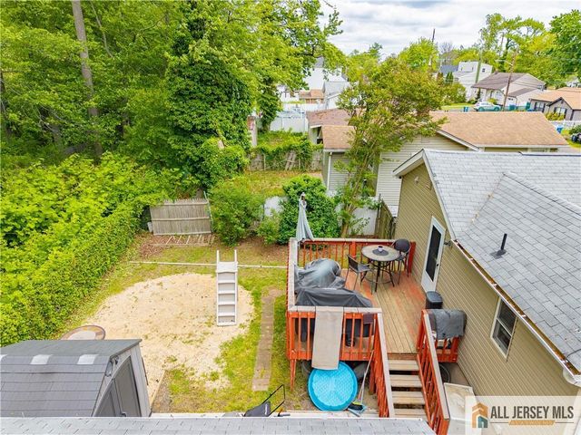 260 Greenwood Drive, Old Bridge, NJ 07735