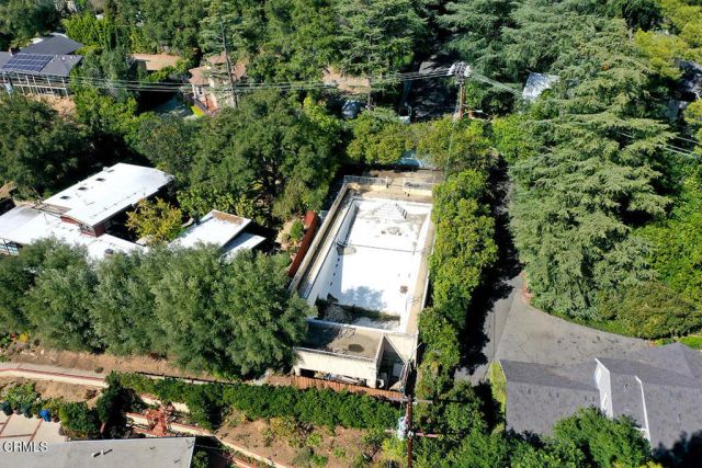 4888 Tocaloma, La Canada Flintridge, CA 91011