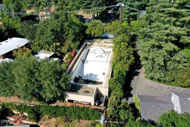 4888 Tocaloma, La Canada Flintridge, CA 91011