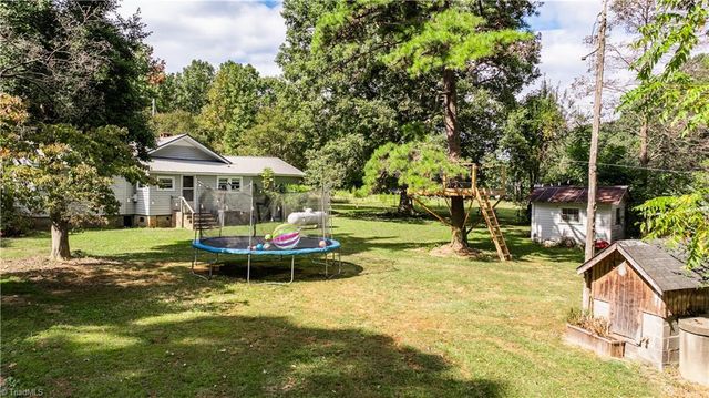 6781 Erect Road, Seagrove, NC 27341