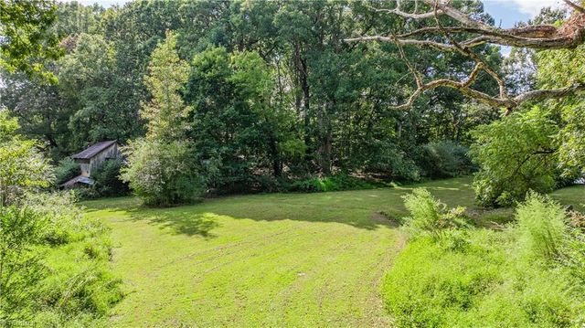 6781 Erect Road, Seagrove, NC 27341