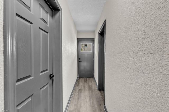 639 Pocahontas PL, Hampton, VA 23661
