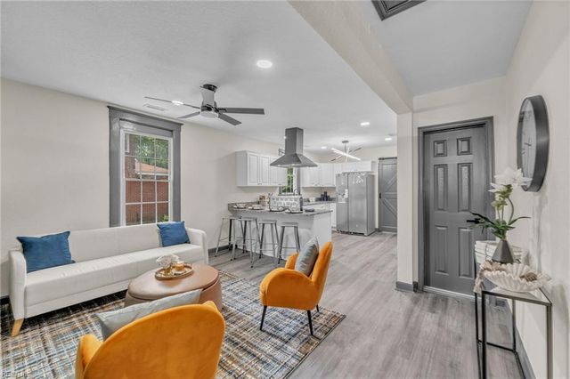 639 Pocahontas PL, Hampton, VA 23661