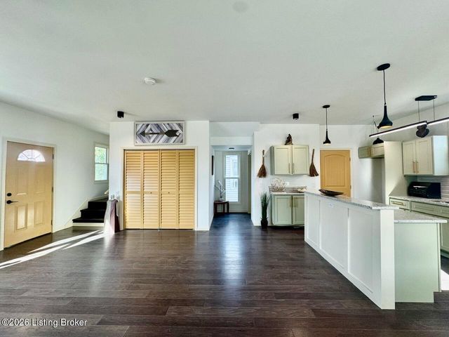 1009 Euclid Ave, Louisville, KY 40208