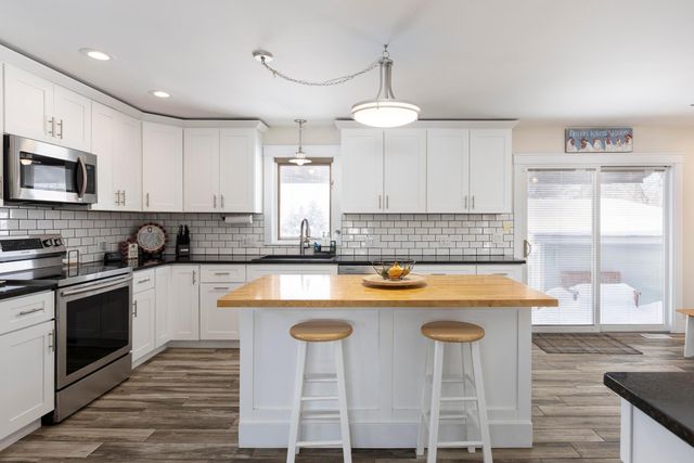 6435 Harlem Road, New Albany, OH 43054