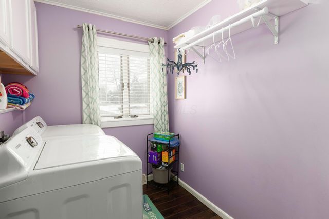 6435 Harlem Road, New Albany, OH 43054