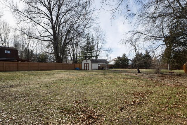 6435 Harlem Road, New Albany, OH 43054