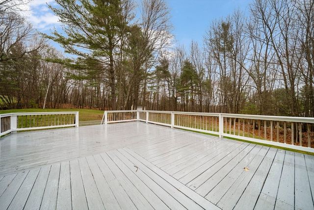 37 Jacques Rd, Tyngsborough, MA 01879