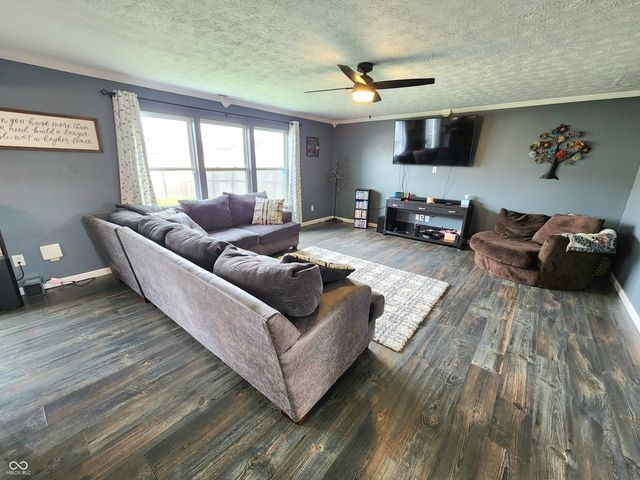 1606 Huntzinger Boulevard, Pendleton, IN 46064