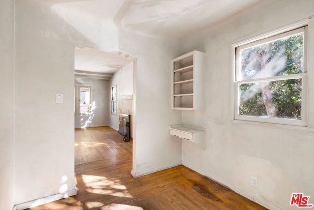 2215 Allesandro Way, Los Angeles, CA 90039