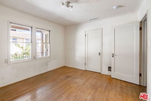 2215 Allesandro Way, Los Angeles, CA 90039