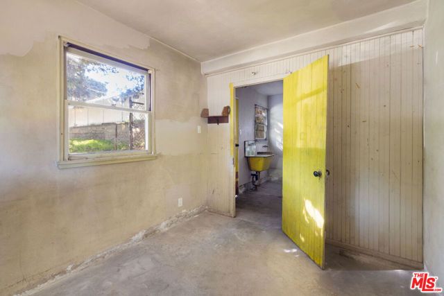 2215 Allesandro Way, Los Angeles, CA 90039