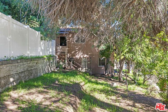 2215 Allesandro Way, Los Angeles, CA 90039