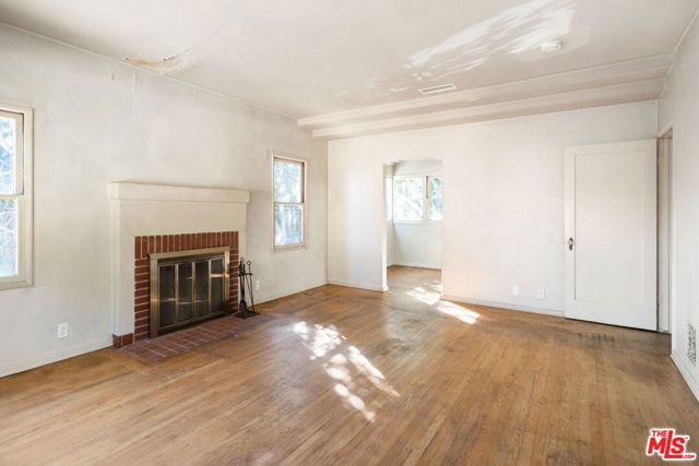 2215 Allesandro Way, Los Angeles, CA 90039