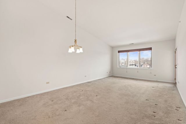 10 Ford Street 306, Geneva, IL 60134