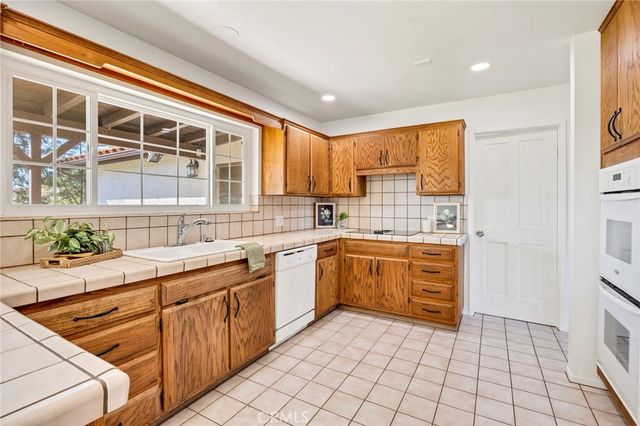 37320 Spring Valley, Temecula, CA 92592