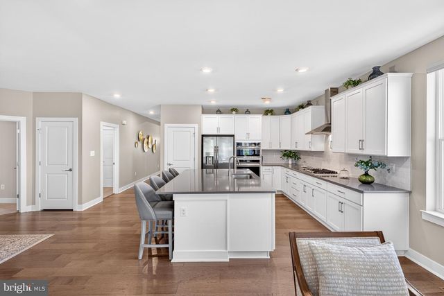 48 HERON LN, Coatesville, PA 19320