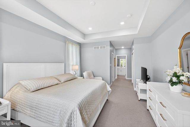 48 HERON LN, Coatesville, PA 19320