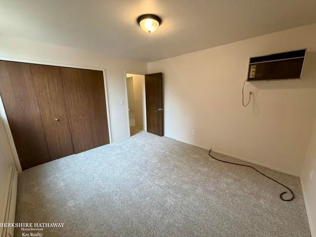4921 Crooks Road, Royal Oak, MI 48073