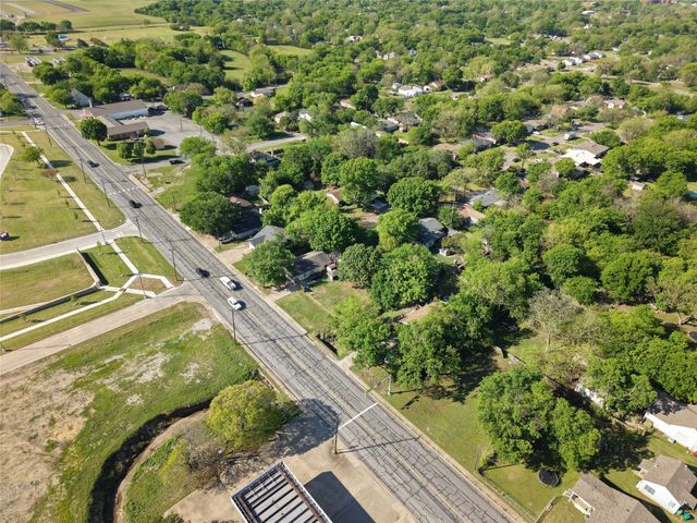484 S Dewey Avenue, Sherman, TX 75090