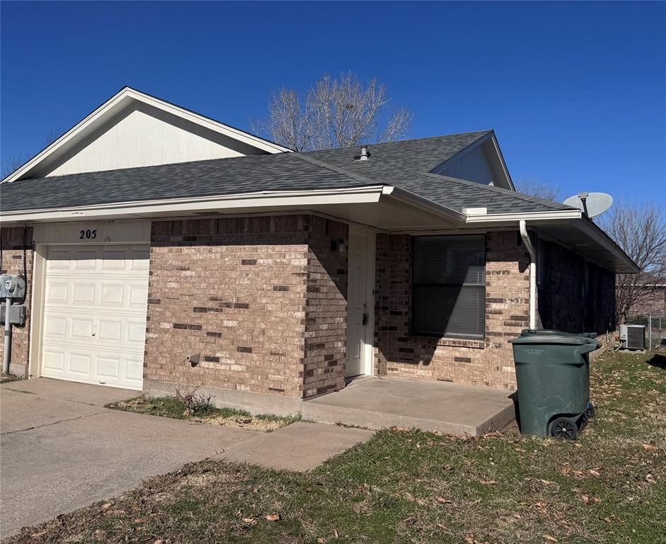 205 Barrett Place, Edmond, OK 73003