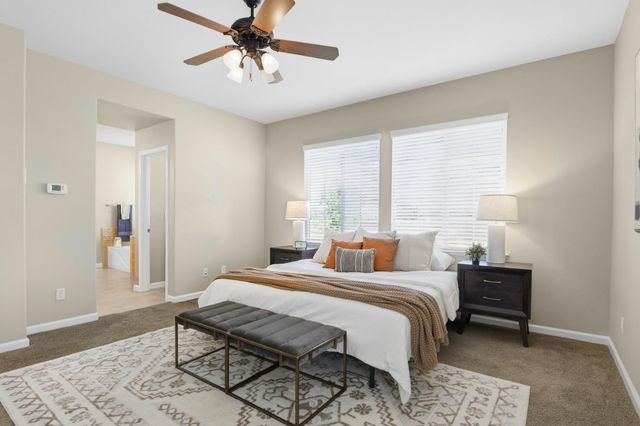 1143 Barnhill Ln, Lincoln, CA 95648