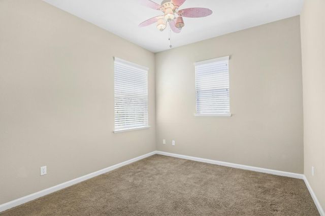 1143 Barnhill Ln, Lincoln, CA 95648