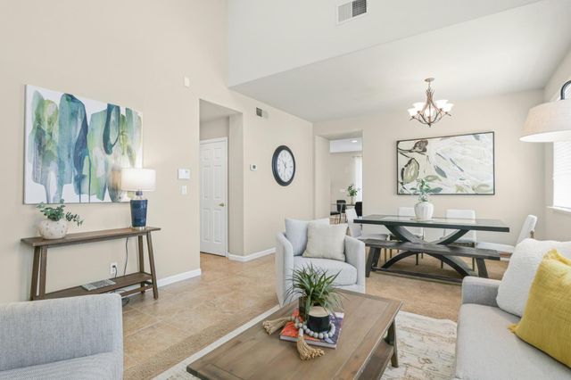 1143 Barnhill Ln, Lincoln, CA 95648
