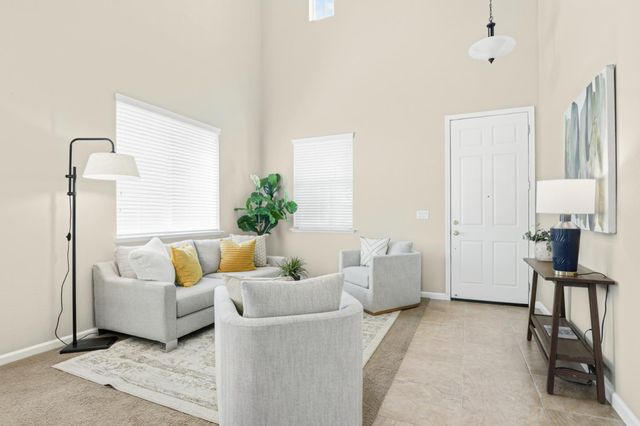 1143 Barnhill Ln, Lincoln, CA 95648