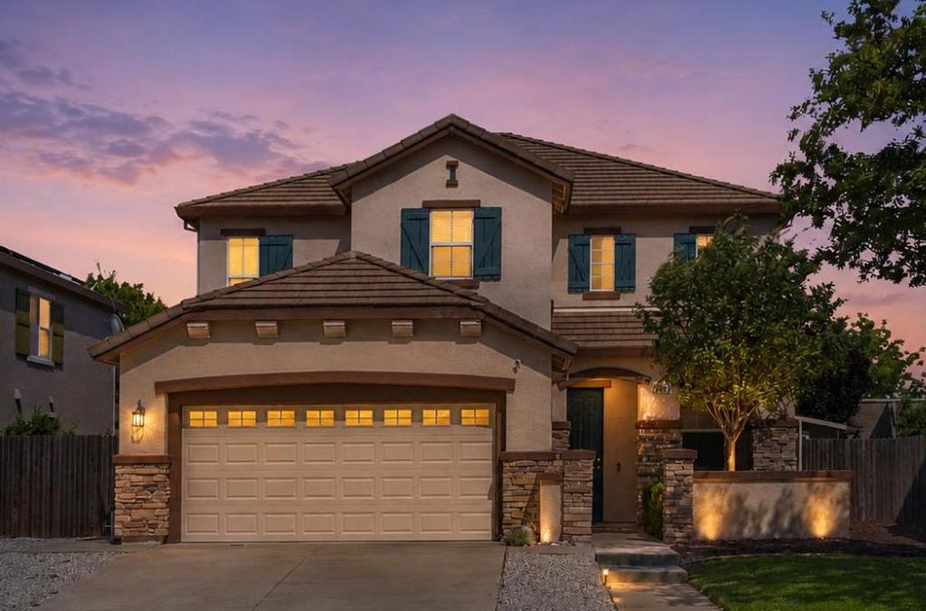 1143 Barnhill Ln, Lincoln, CA 95648