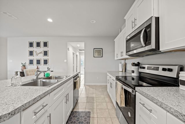 204 Asheville Street, Azle, TX 76020