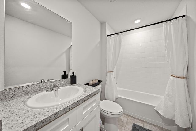 204 Asheville Street, Azle, TX 76020