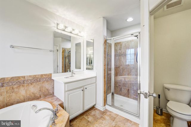 522 BOXWOOD LN, Woodbury, NJ 08096