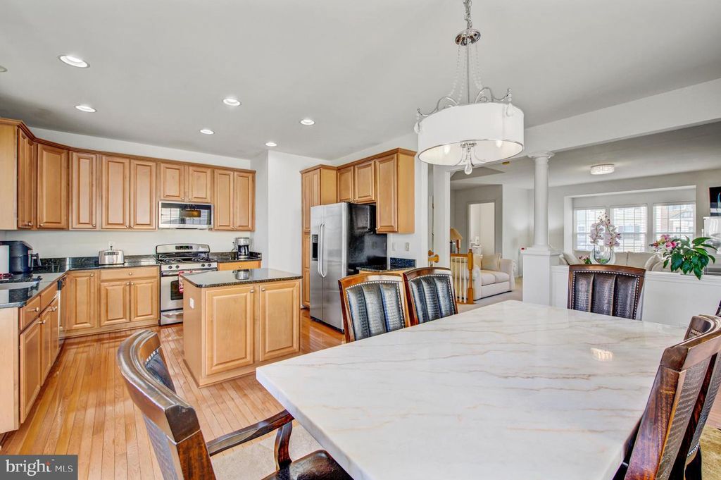 522 BOXWOOD LN, Woodbury, NJ 08096