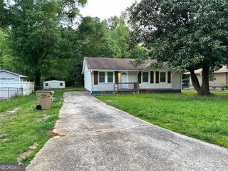 8153 Attleboro Drive, Jonesboro, GA 30238