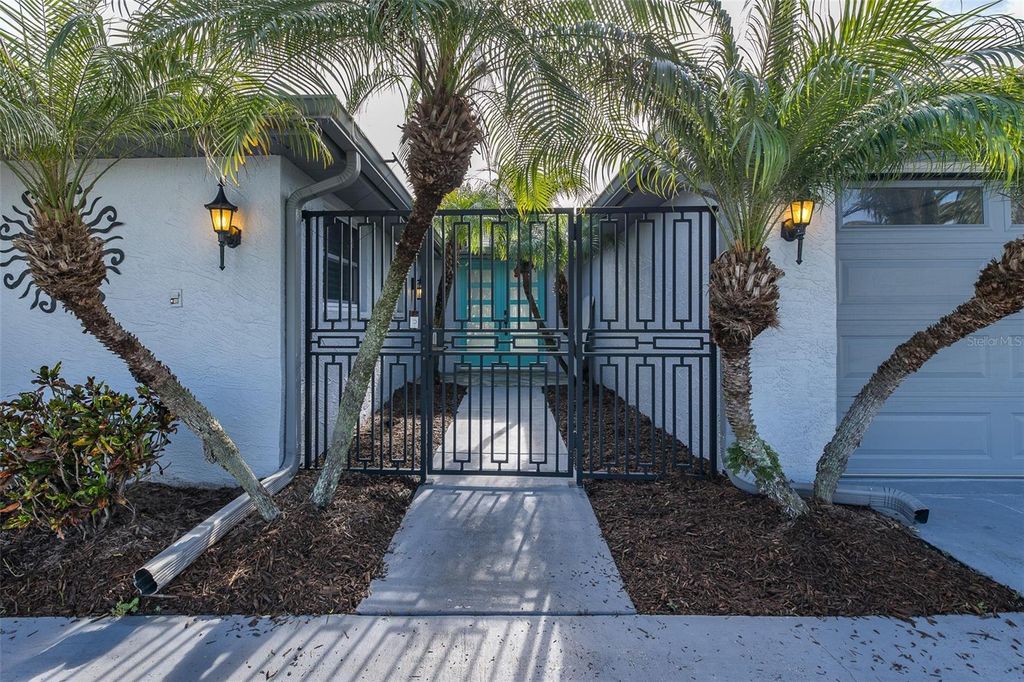 Image 6 of property listing at 9816 SAN MATEO WAY, Port Richey, FL 34668