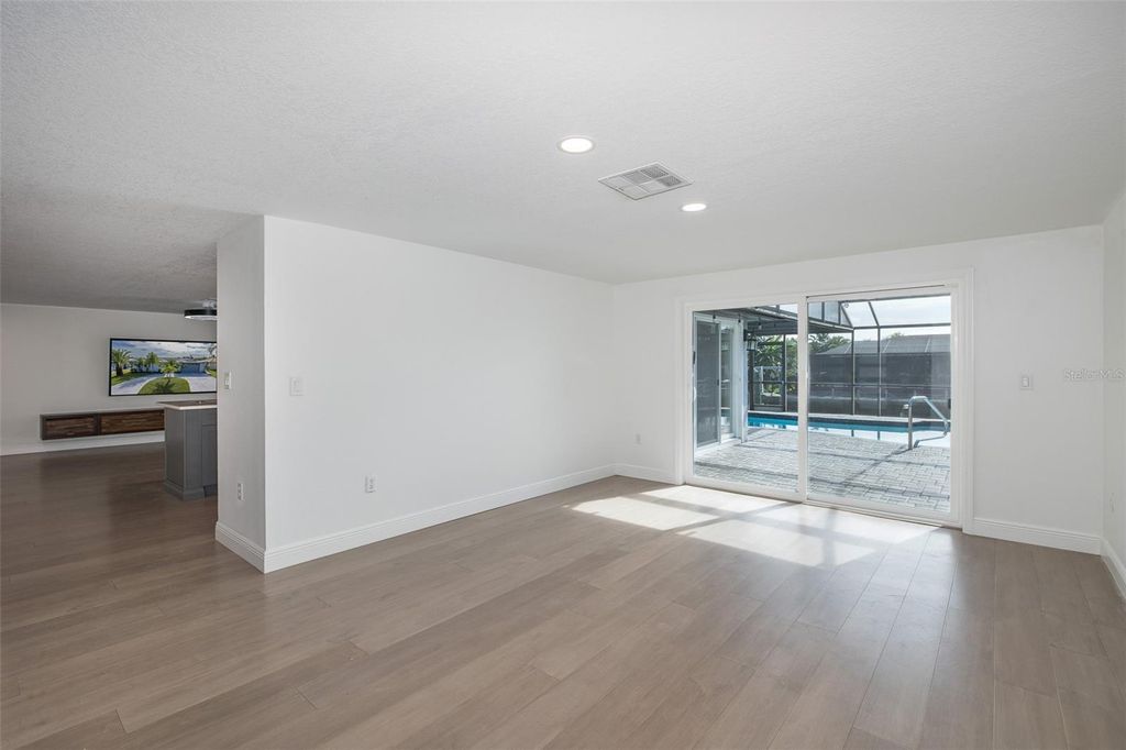 Image 10 of property listing at 9816 SAN MATEO WAY, Port Richey, FL 34668