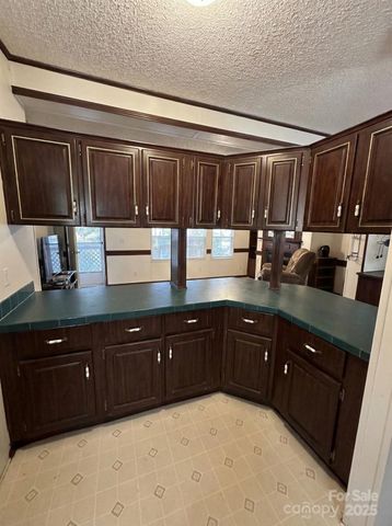 120 N Bear Creek Road, Asheville, NC 28806