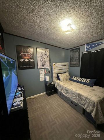 120 N Bear Creek Road, Asheville, NC 28806