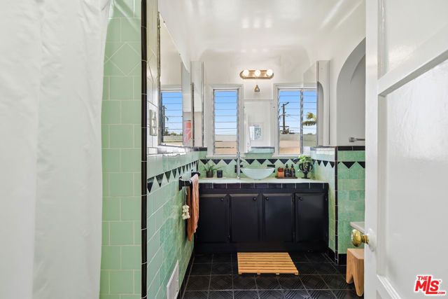 1149 S Crescent Heights Boulevard, Los Angeles, CA 90035