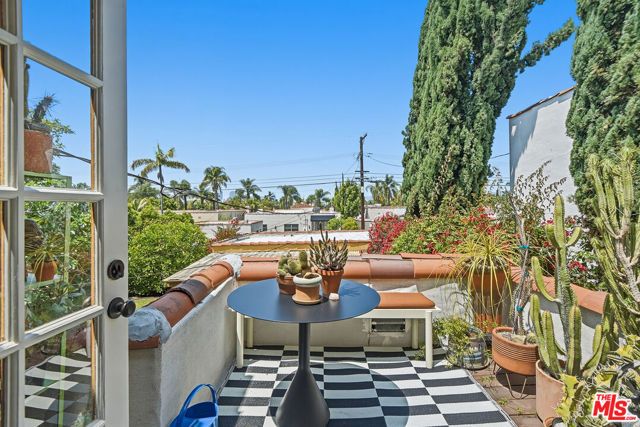 1149 S Crescent Heights Boulevard, Los Angeles, CA 90035