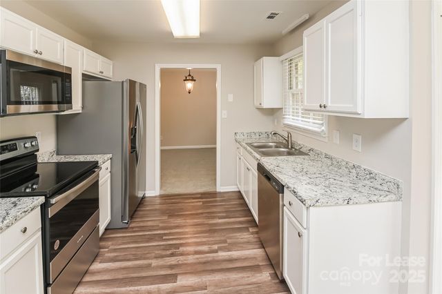 3337 Fortis Lane, Matthews, NC 28105