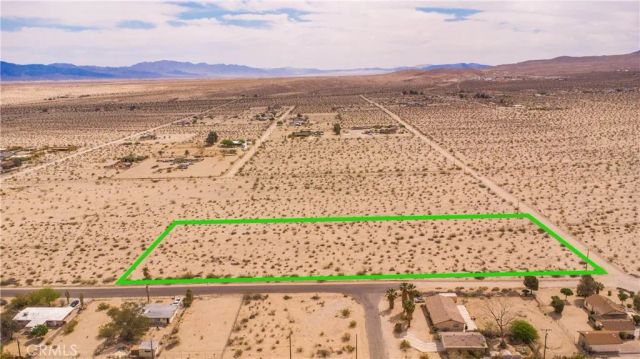 3112 Sullivan, 29 Palms, CA 92277