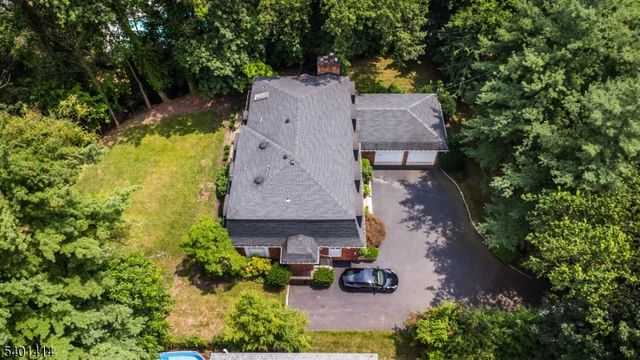 50 Edwards Rd, Clifton City, NJ 07013