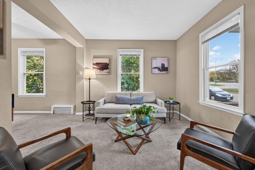 591 Payne Avenue, Saint Paul, MN 55130 — exterior