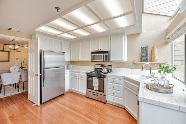 110 Cityview Drive, Daly City, CA 94014