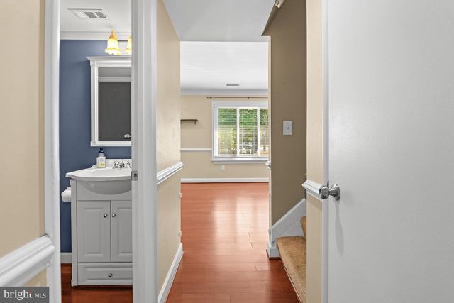 2208 NOTELY LN, Crofton, MD 21114